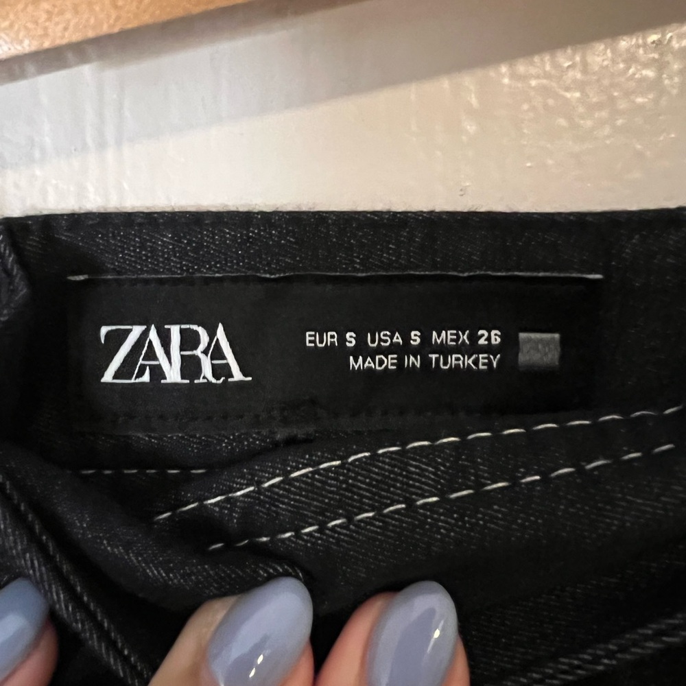 Zara Skater Mini Skirt - Picture 3 of 3